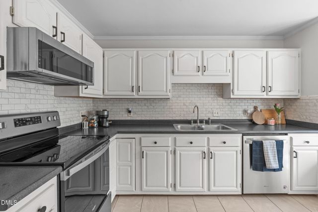 105 Greenmont Lane, Cary, NC 27511