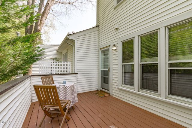 105 Greenmont Lane, Cary, NC 27511