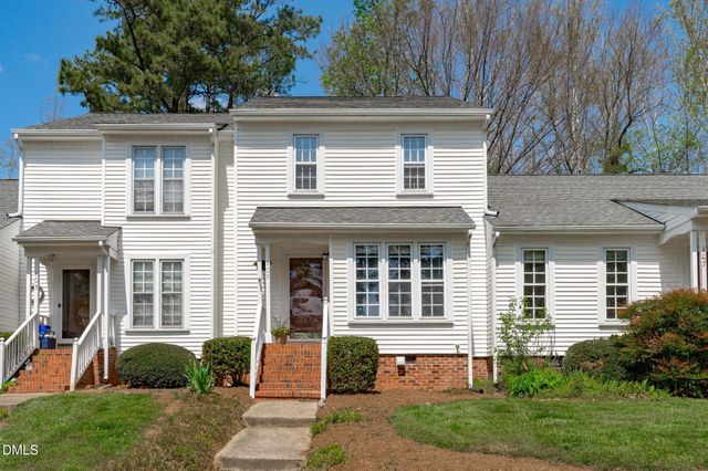 105 Greenmont Lane, Cary, NC 27511