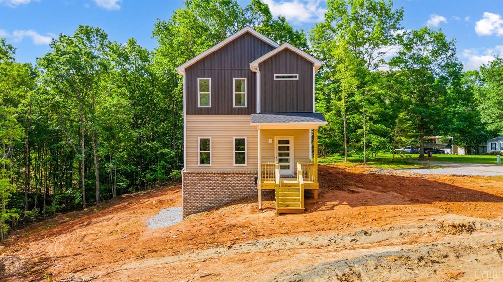 17 Kershaw Drive, Rustburg, VA 24588