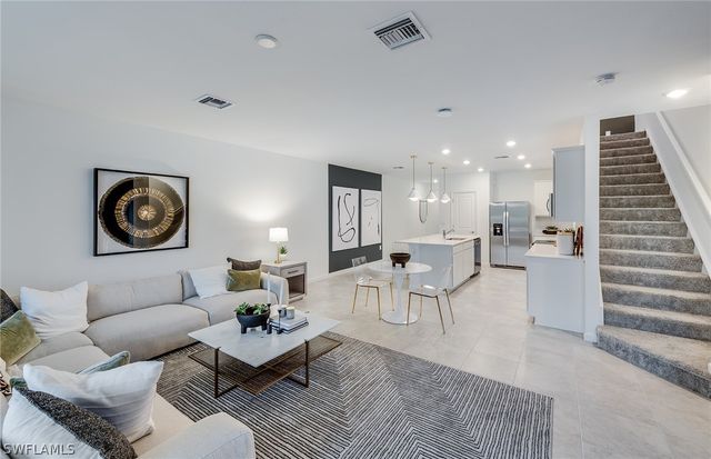 1570 Lake Jessup CIR, Cape Coral, FL 33909