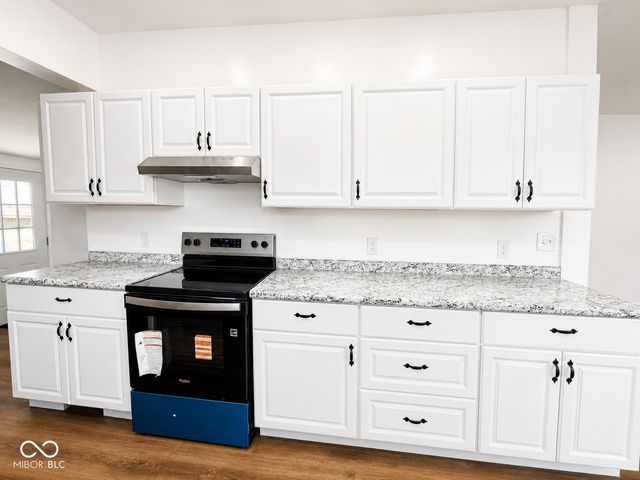 102 N Prairie Street, New Richmond, IN 47967