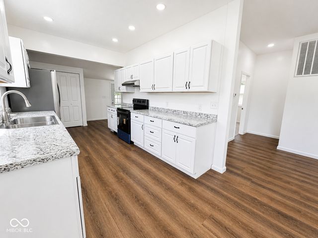 102 N Prairie Street, New Richmond, IN 47967