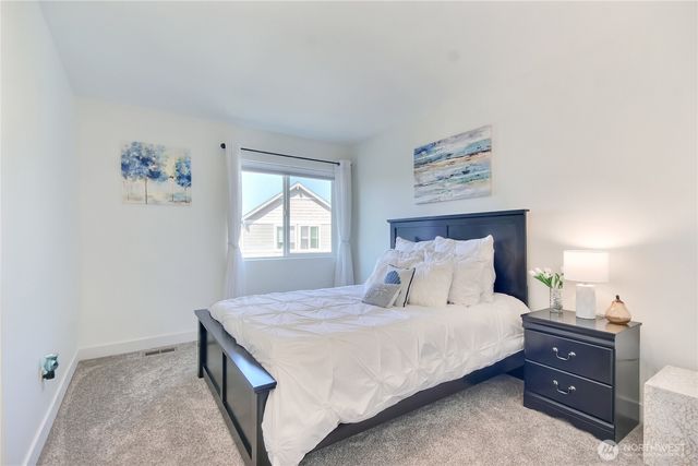 802 62nd Street SE, Auburn, WA 98092