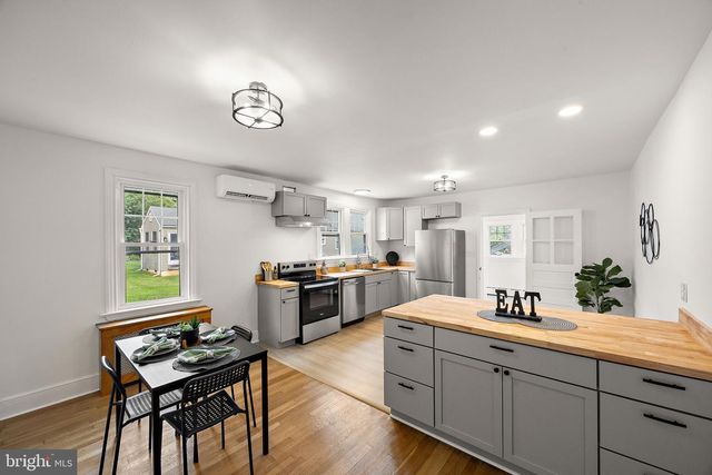 2526 EBRIGHT RD, Wilmington, DE 19810