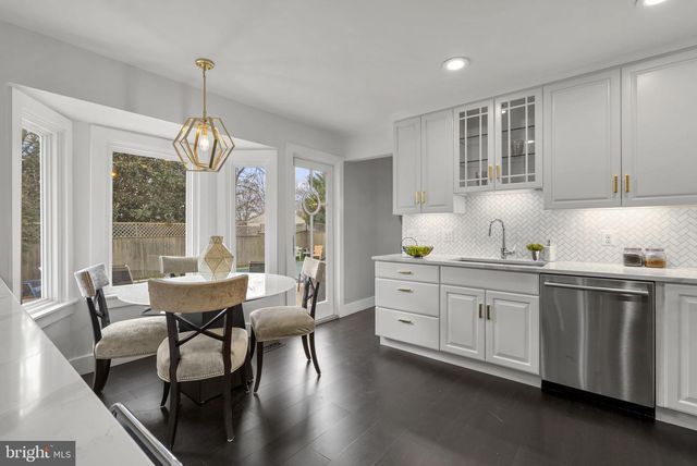 1753 GLASTONBERRY, Potomac, MD 20854