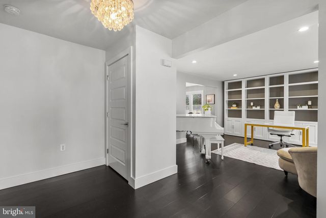 1753 GLASTONBERRY, Potomac, MD 20854