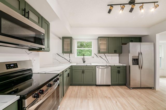 6428 Berry Pond Way, Canal Winchester, OH 43110