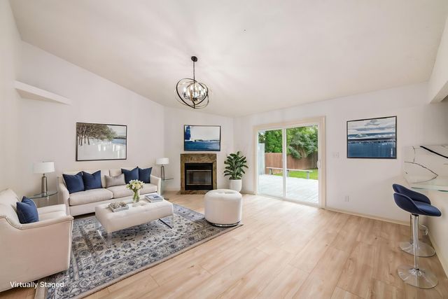 6428 Berry Pond Way, Canal Winchester, OH 43110
