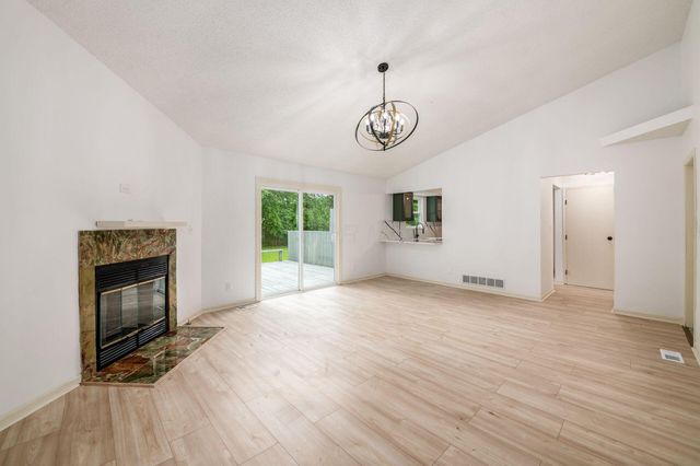 6428 Berry Pond Way, Canal Winchester, OH 43110