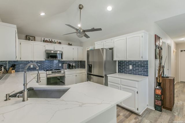 3010 View Oak, San Antonio, TX 78232