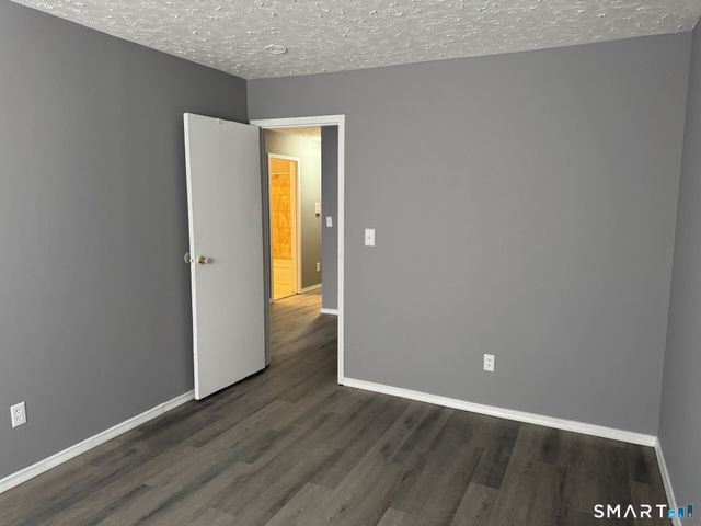 235 Henry Avenue 11J, Stratford, CT 06614