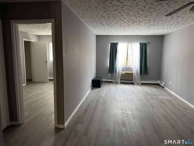 235 Henry Avenue 11J, Stratford, CT 06614