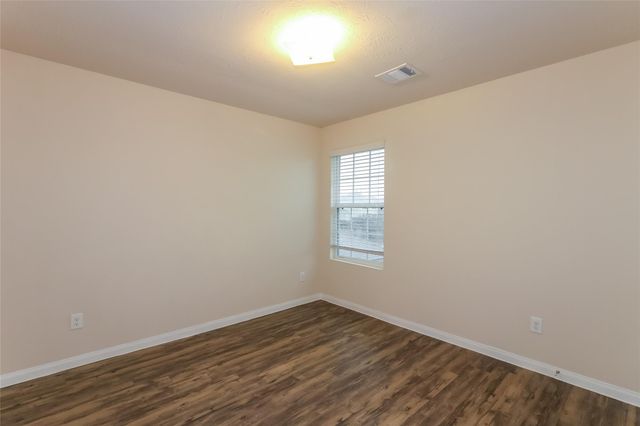 6138 Peaceful Ridge Drive, Houston, TX 77048