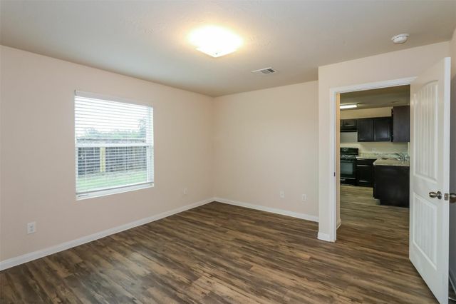 6138 Peaceful Ridge Drive, Houston, TX 77048