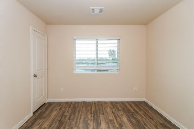 6138 Peaceful Ridge Drive, Houston, TX 77048