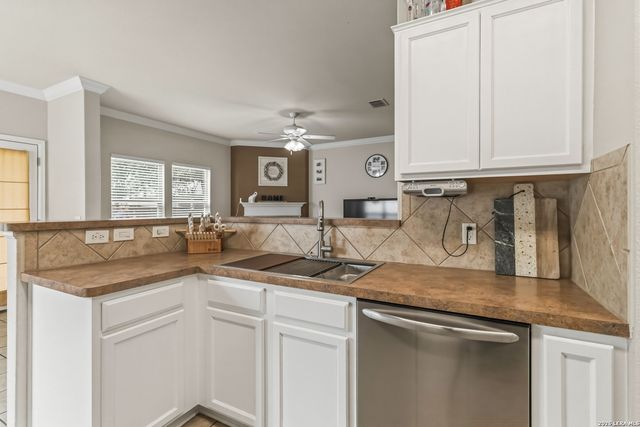 636 SILO ST, Schertz, TX 78154