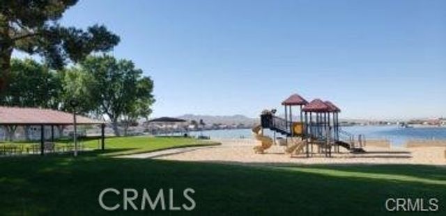 14190 Rivers Edge Road, Helendale, CA 92342