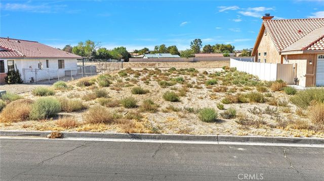 14190 Rivers Edge Road, Helendale, CA 92342