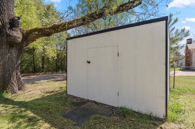 613 Graham Street, Mineola, TX 75773