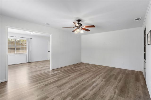 613 Graham Street, Mineola, TX 75773