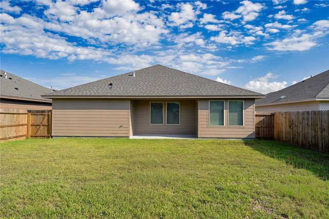2217 Medusa Dr, Portland, TX 78374