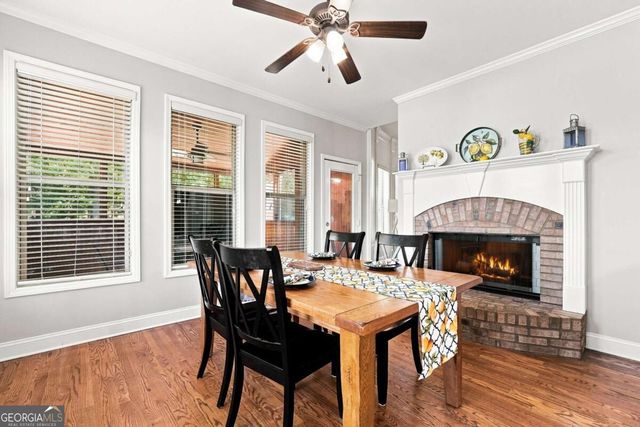 8915 Maple Run Trail, Gainesville, GA 30506