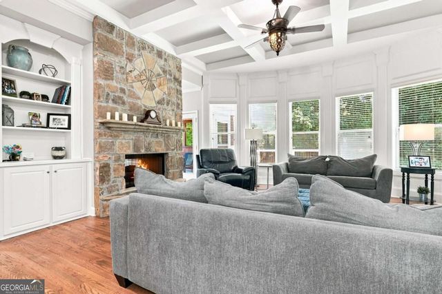 8915 Maple Run Trail, Gainesville, GA 30506