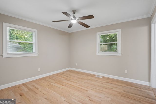 1335 East Washington Avenue, East Point, GA 30344