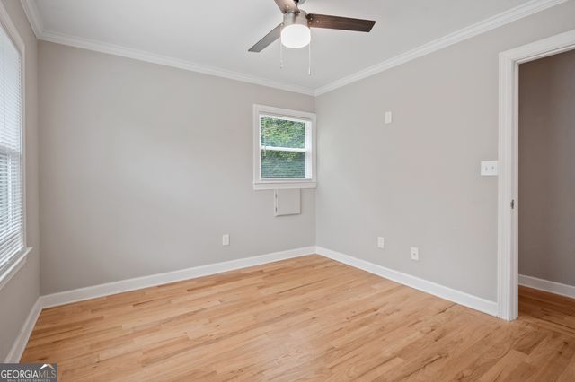 1335 East Washington Avenue, East Point, GA 30344