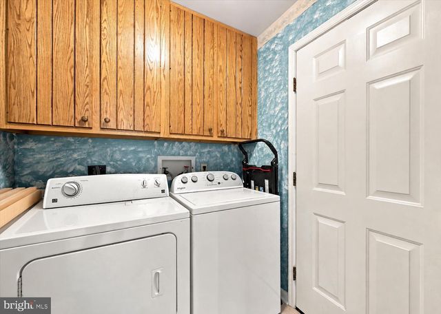 4 MOSS CT, Newark, DE 19711