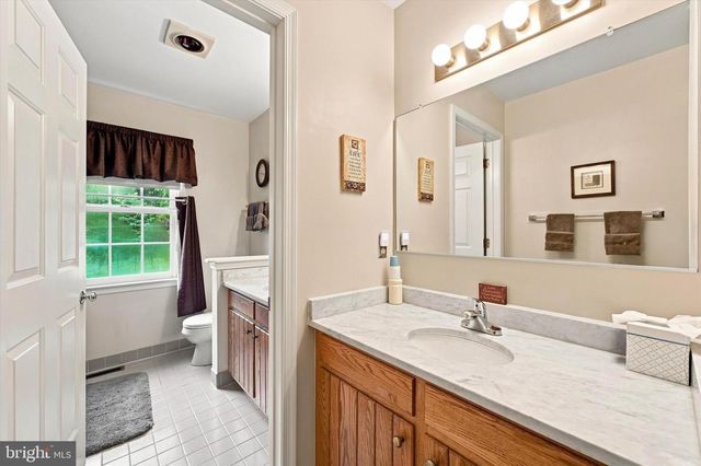 4 MOSS CT, Newark, DE 19711