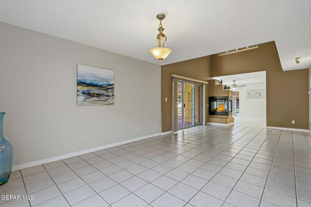 650 Vera Court, El Paso, TX 79932