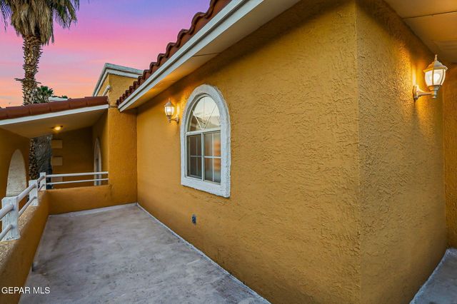 650 Vera Court, El Paso, TX 79932