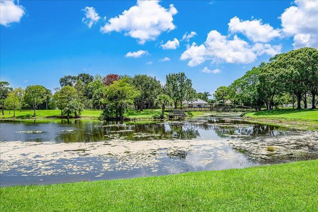 404 Lakewood Court 3a, Jupiter, FL 33458