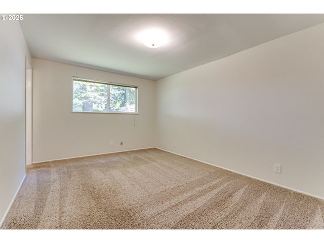 2515 WILLONA Dr, Eugene, OR 97408