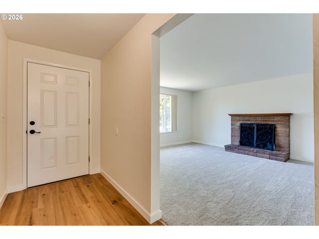 2515 WILLONA Dr, Eugene, OR 97408