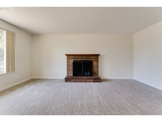2515 WILLONA Dr, Eugene, OR 97408