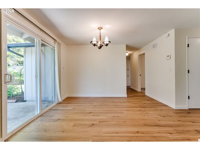2515 WILLONA Dr, Eugene, OR 97408