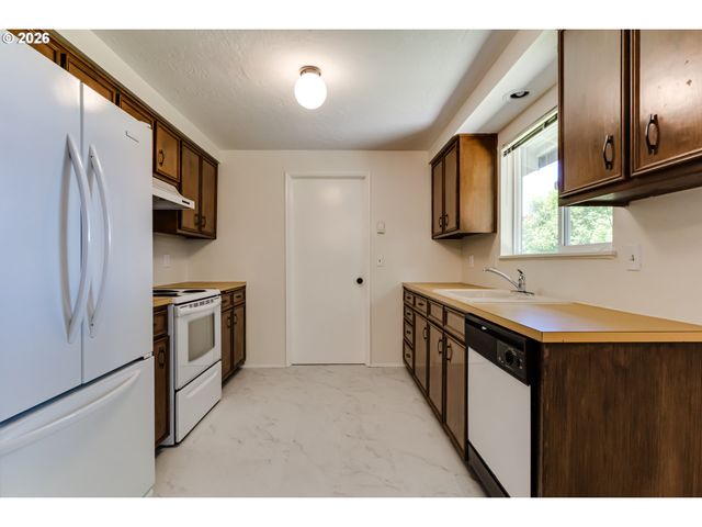 2515 WILLONA Dr, Eugene, OR 97408