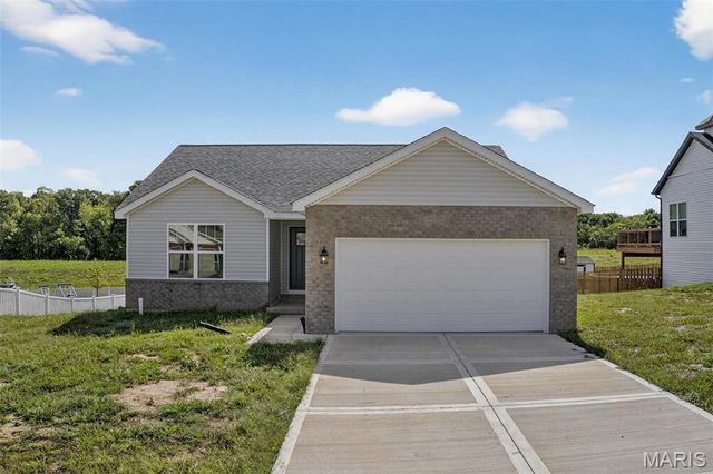 826 Glenbriar, Waterloo, IL 62298