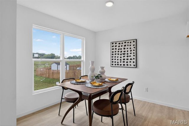 826 Glenbriar, Waterloo, IL 62298