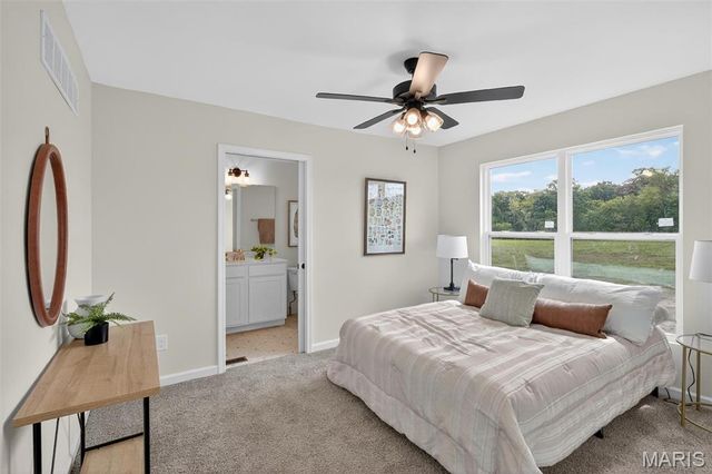 826 Glenbriar, Waterloo, IL 62298