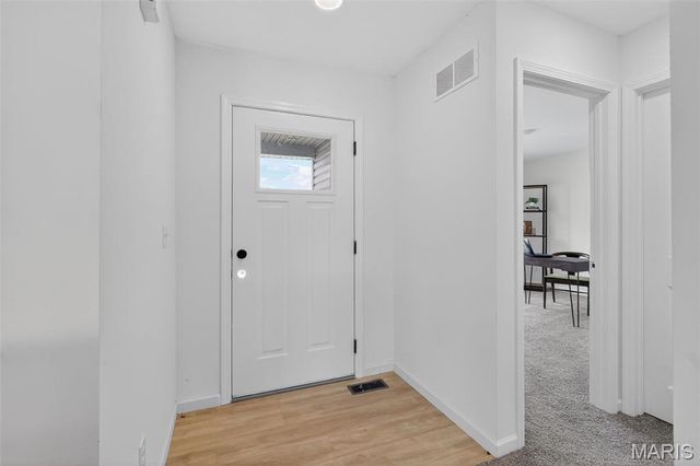 826 Glenbriar, Waterloo, IL 62298