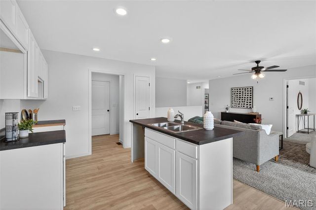 826 Glenbriar, Waterloo, IL 62298