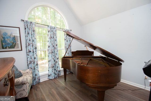 40 Four Oaks Drive, Newnan, GA 30263