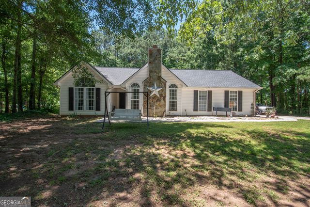 40 Four Oaks Drive, Newnan, GA 30263