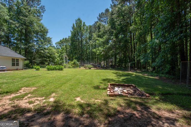 40 Four Oaks Drive, Newnan, GA 30263