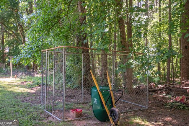 40 Four Oaks Drive, Newnan, GA 30263