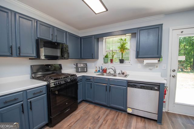 40 Four Oaks Drive, Newnan, GA 30263